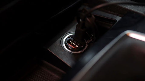 Swissten Power Delivery Car Adapter (30W) - 20111770 - With USB-A & USB-C Port