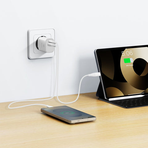 Swissten Edge USB-C + USB-A Travel Charger (25W) - 22071715 - White