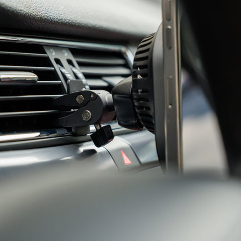 Swissten MagRide Airvent Wireless Car Holder - 65010612