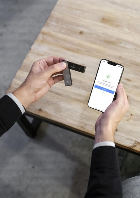 Ledger Nano X - Crypto Wallet